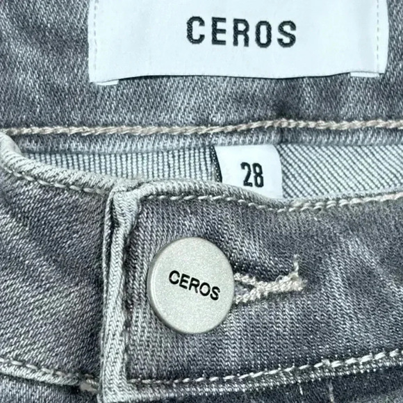 Ceros Crop Flare Jean NWT - Picture 6 of 6